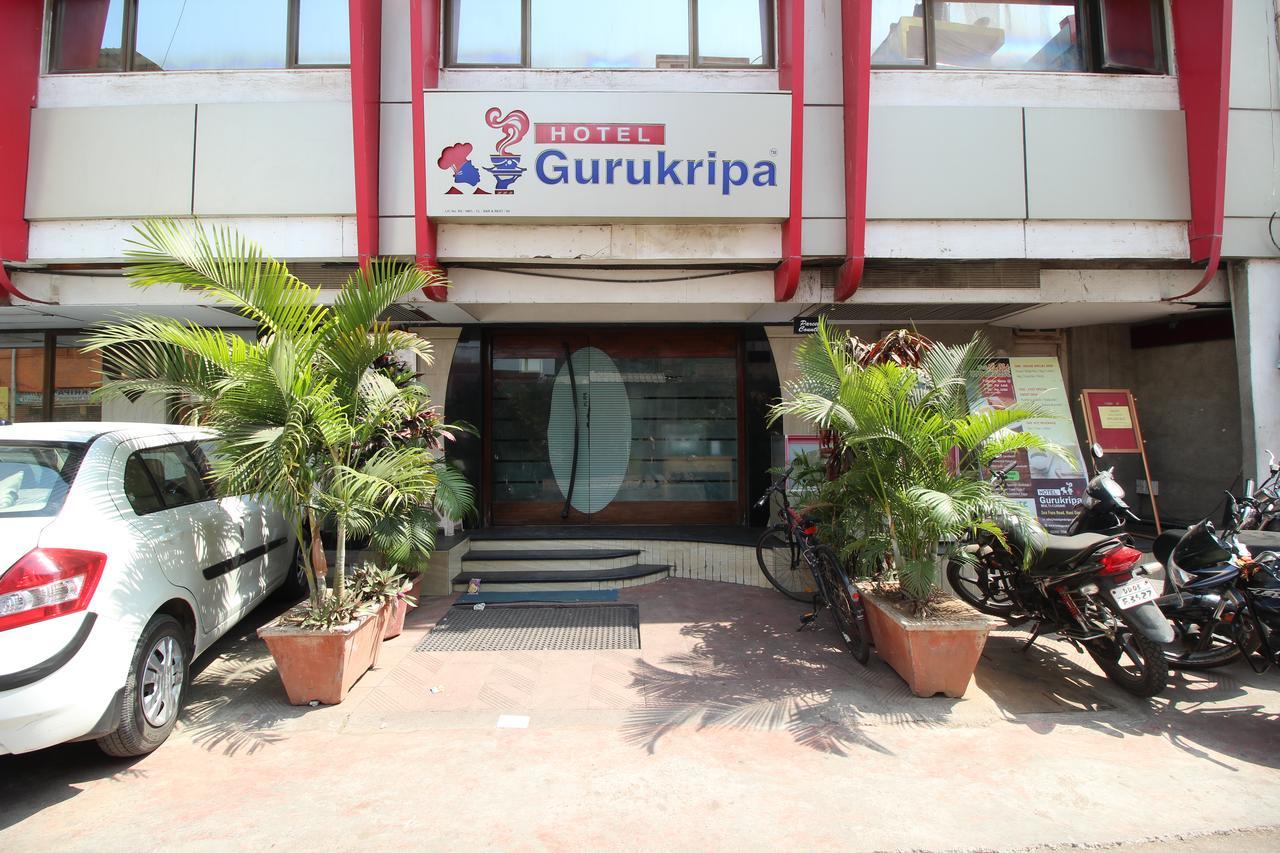 Hotel Gurukripa Daman Esterno foto