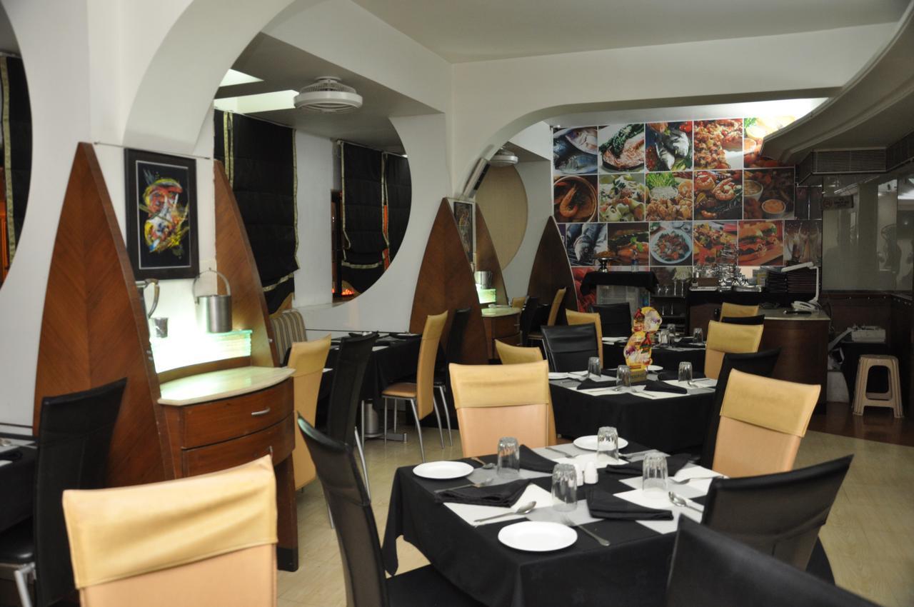 Hotel Gurukripa Daman Esterno foto