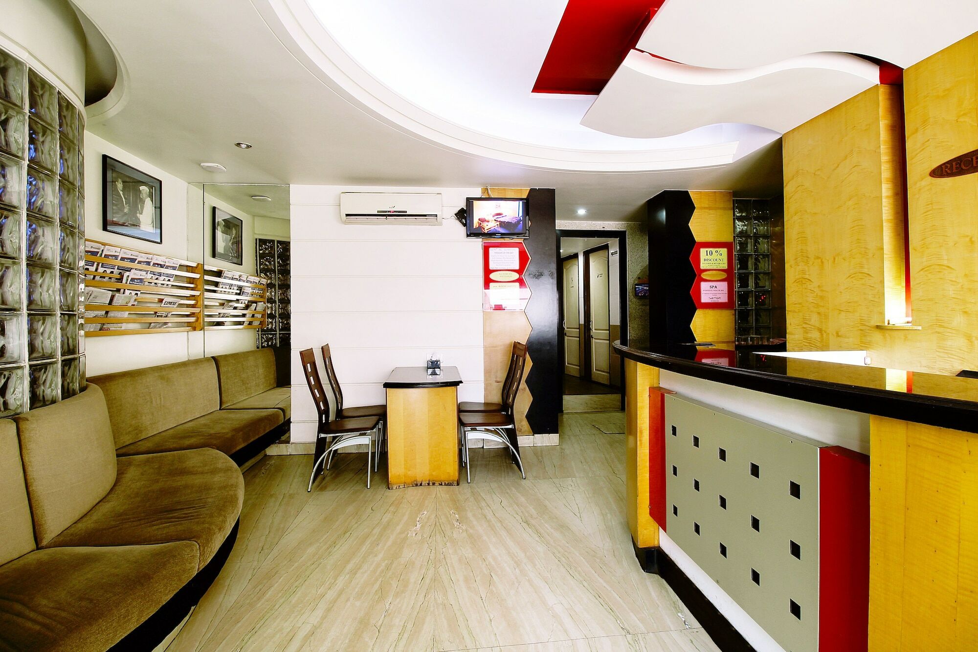 Hotel Gurukripa Daman Esterno foto